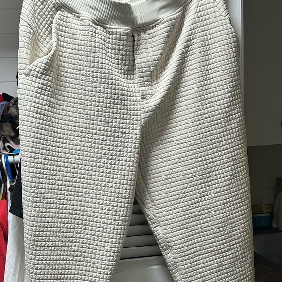 Lululemon Lab Grid-Textured High-Rise Jogger - Picture 2 of 5